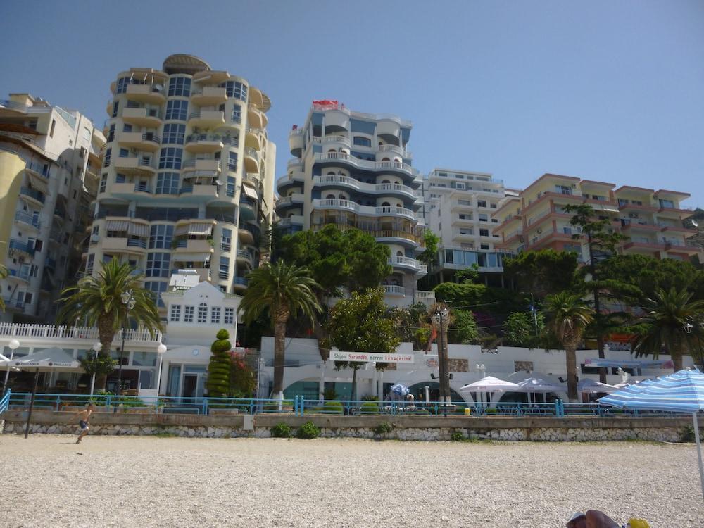 Guesthouse Central Sarande - 777 외부 사진