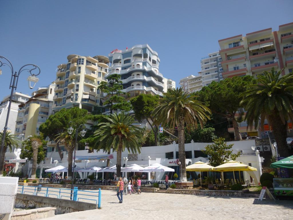 Guesthouse Central Sarande - 777 외부 사진