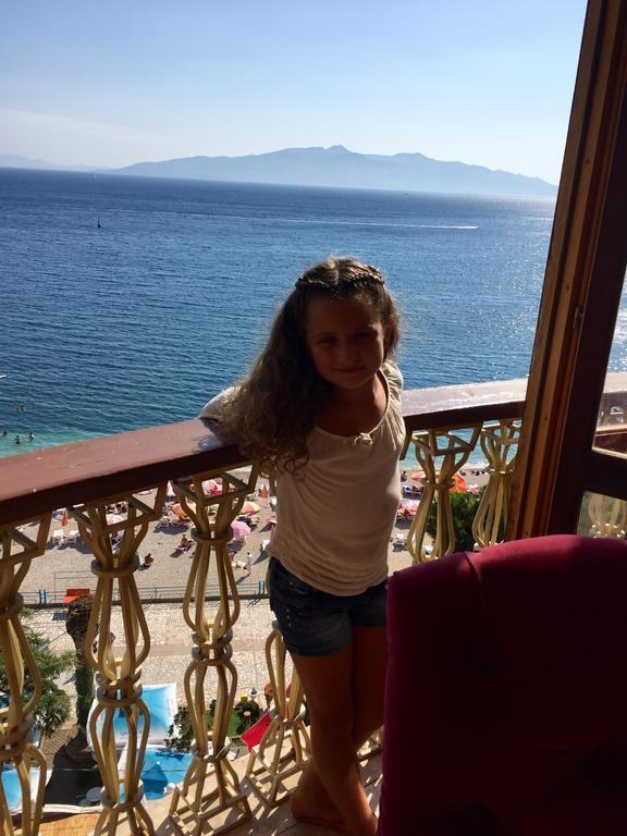 Guesthouse Central Sarande - 777 외부 사진